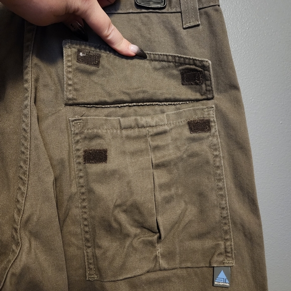 VTG 90's Levi's Silvertab tan cargo pants size 31x30 - Picture 5 of 12